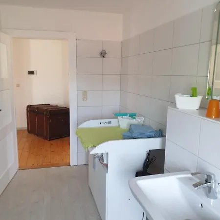 Ferienwohnung Willi B. Apartment *